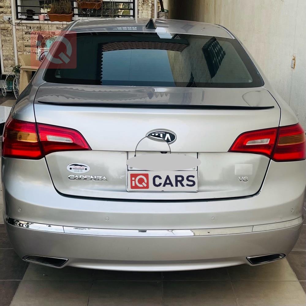 كيا كادينزا